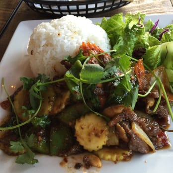 Hiccups Veo Cafe - Basil beef - Asian Fusion Near Me - Carson, California Hiccups Veo Cafe - Basil beef - Asian Fusion Near Me - Carson, California