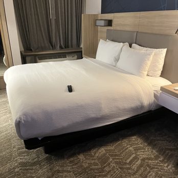 SpringHill Suites by Marriott Charlotte Airport Lake Pointe - King suite - Hotels Near Me - Charlotte, North Carolina SpringHill Suites by Marriott Charlotte Airport Lake Pointe - King suite - Hotels Near Me - Charlotte, North Carolina