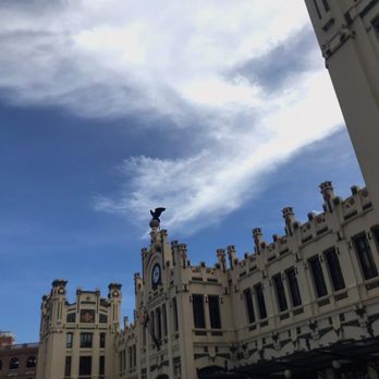 València - Local Flavor Near Me