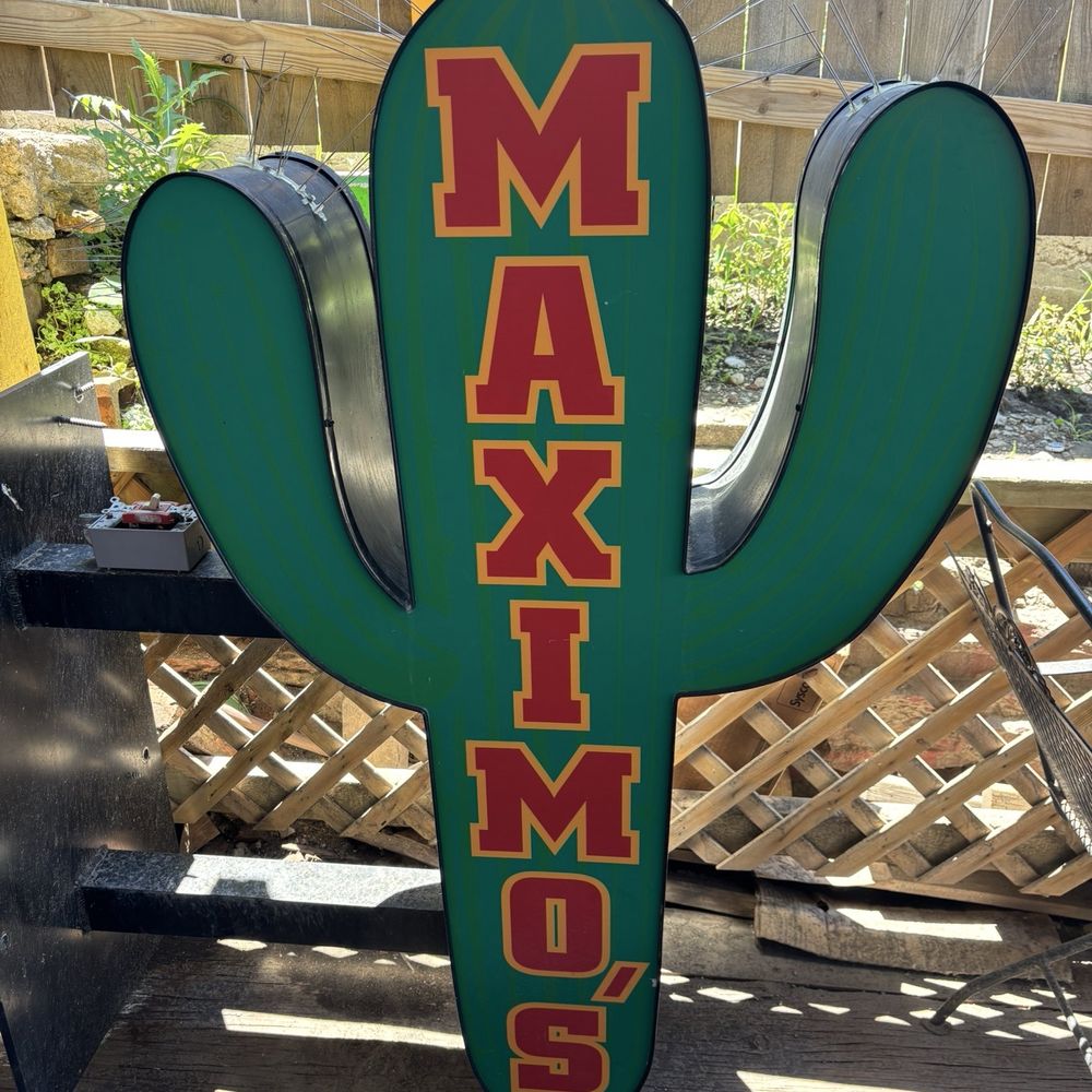 Maximo's Cantina - Mexican Near Me - Elkhorn, Nebraska Maximo's Cantina - Mexican Near Me - Elkhorn, Nebraska