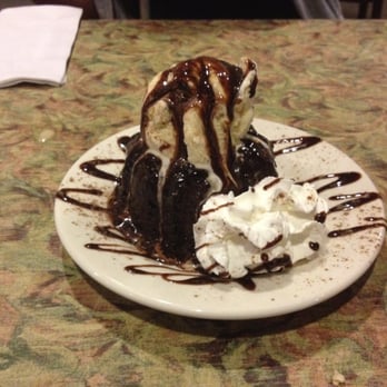 Strings Italian Cafe Lodi - Molten chocolate cake - Italian Near Me - Lodi, California Strings Italian Cafe Lodi - Molten chocolate cake - Italian Near Me - Lodi, California