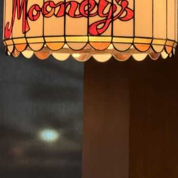 Mooney’s Pizza - Pizza Near Me - Long Beach, California