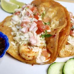 Tierra Mia Mariscos y Mas - Tacos Cora