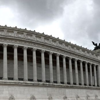 Piazza Venezia - Landmarks & Historical Buildings Near Me - Rome, RM