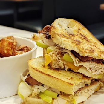 Good Evans - Turkey Apple Sandwich - Breakfast & Brunch Near Me - Lincoln, Nebraska Good Evans - Turkey Apple Sandwich - Breakfast & Brunch Near Me - Lincoln, Nebraska