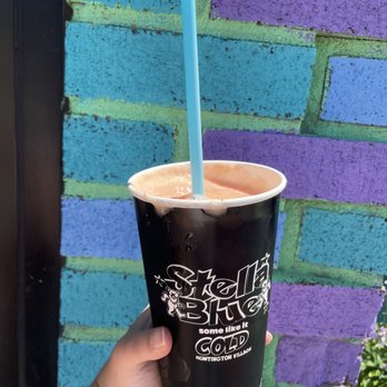 Stella Blue - Tropical Hippie Smoothie - Breakfast & Brunch Near Me - Huntington, New York Stella Blue - Tropical Hippie Smoothie - Breakfast & Brunch Near Me - Huntington, New York