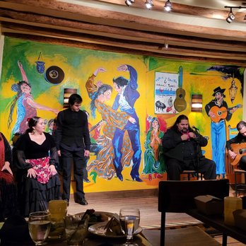 El Farol Restaurant - Dancers, singer and guitarist. - Spanish Near Me - Santa Fe, New Mexico El Farol Restaurant - Dancers, singer and guitarist. - Spanish Near Me - Santa Fe, New Mexico