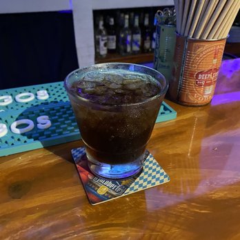 Lulu's Waikiki - Rum and coke - Burgers Near Me - Honolulu, Hawaii Lulu's Waikiki - Rum and coke - Burgers Near Me - Honolulu, Hawaii
