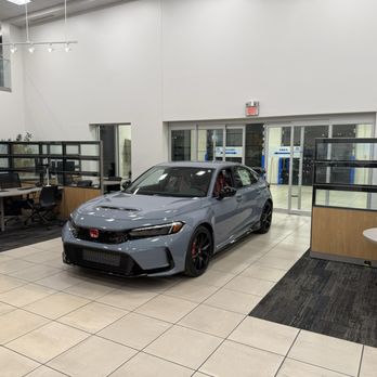 Roush Honda - Beautiful Type R Civic...can't believe it has 315HP - Car Dealers Near Me - Westerville, Ohio Roush Honda - Beautiful Type R Civic...can't believe it has 315HP - Car Dealers Near Me - Westerville, Ohio