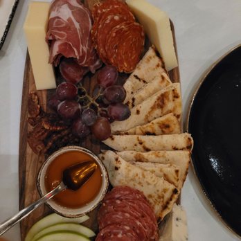 Eddie Merlot's - Seafood Near Me - Boston, Massachusetts