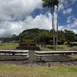 Pe'epe'e Falls & Boiling Pots