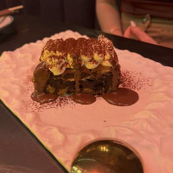 Nikitta Orlando - Tiramisu - Japanese Near Me - Orlando, Florida