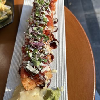 Kamehachi - spicy tuna crispy rice - Sushi Bars Near Me - Chicago, Illinois Kamehachi - spicy tuna crispy rice - Sushi Bars Near Me - Chicago, Illinois