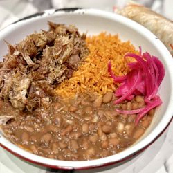 La Tia Tacos and More - La tia plate - with carnitas. Comes with a side of three tortillas.