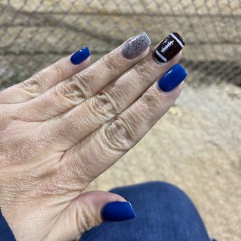 Eva Nail Spa - This is after a week so don't judge the grow out - Nail Salons Near Me - Lockport, Illinois