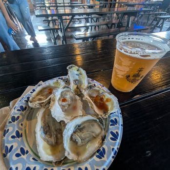 Vanish Farmwoods - Oysters and beer - Breweries Near Me - Leesburg, Virginia Vanish Farmwoods - Oysters and beer - Breweries Near Me - Leesburg, Virginia