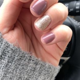 Gel manicure with accent nails Gel manicure with accent nails
