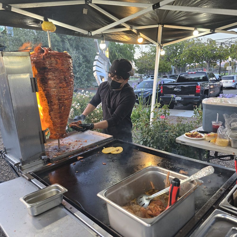 Los Pinches Taco Stand - Food Stands Near Me - Sunnyvale, California