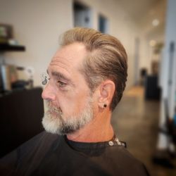 ER Beauty & Barbering