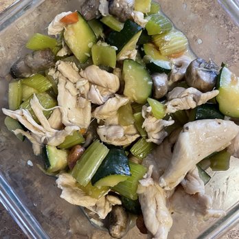 Goji Kitchen - F2. Cashew Nut Chicken - Asian Fusion Near Me - Santa Rosa, California Goji Kitchen - F2. Cashew Nut Chicken - Asian Fusion Near Me - Santa Rosa, California