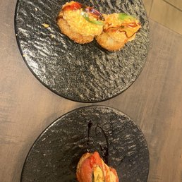 Split order of Crispy Rice w/Spicy Tuna (2 pieces vegan & 2 regular)