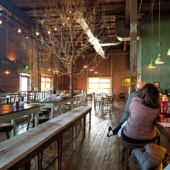 Earl's - American Near Me - Winston-Salem, North Carolina