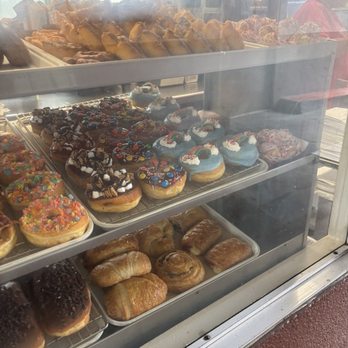 The Donut Hole - Donuts Near Me - La Puente, California The Donut Hole - Donuts Near Me - La Puente, California