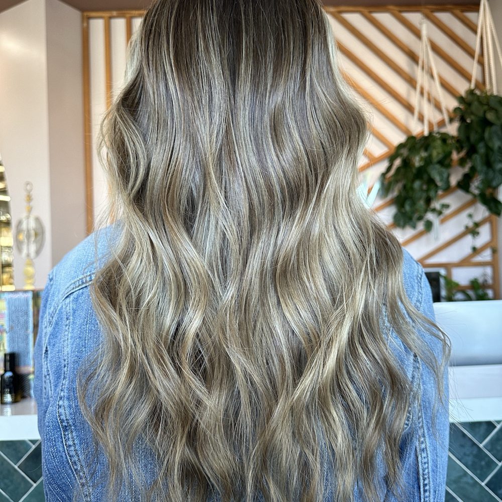 Salon Drew - Highlight by Marissa - Hair Salons Near Me - Long Beach, California Salon Drew - Highlight by Marissa - Hair Salons Near Me - Long Beach, California
