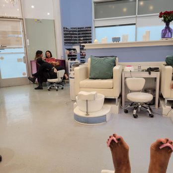 Nail club - Nail Salons Near Me - Los Angeles, California
