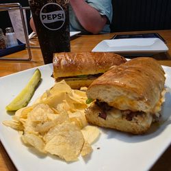 Panther Den Pizzeria