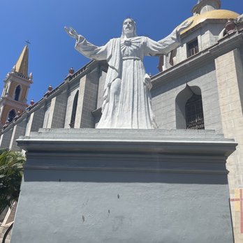 Catedral Basilica de Mazatlán - Landmarks & Historical Buildings Near Me - Mazatlán, SIN