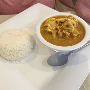 Thai Valley Kitchen - Thai Near Me - Hurricane, West Virginia