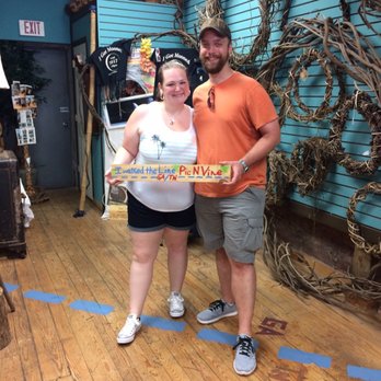 Pic N Vine - Lovebirds "walking the line at Pic N Vine " - Used, Vintage & Consignment Near Me - Copperhill, Tennessee