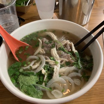 Viet-Nomz - Pho before I overloaded on herbs and spices - Vietnamese Near Me - Winter Park, Florida Viet-Nomz - Pho before I overloaded on herbs and spices - Vietnamese Near Me - Winter Park, Florida