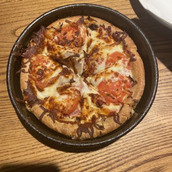 Uno Pizzeria & Grill - New York Deli (personal size) - Pizza Near Me - Alexandria, Virginia Uno Pizzeria & Grill - New York Deli (personal size) - Pizza Near Me - Alexandria, Virginia