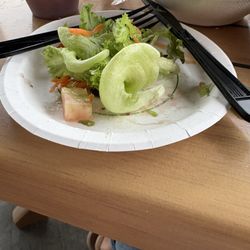Bravo Zulu Lakeside Bar - Large pieces of salad.