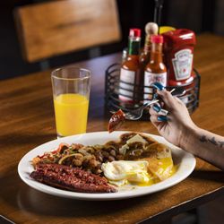 Jamestown Hotel - Smoker's Breakfast