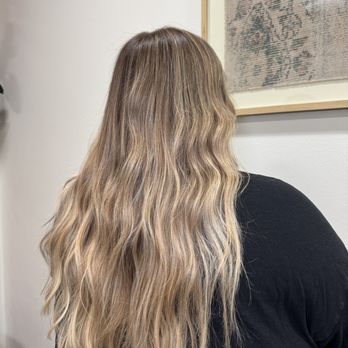 Salon Janae - Hair Salons Near Me - Bothell, Washington