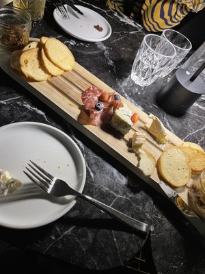 Andaz Ottawa ByWard Market, by Hyatt by null