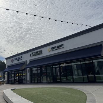 Davis Collection - Shopping Centers Near Me - Davis, California