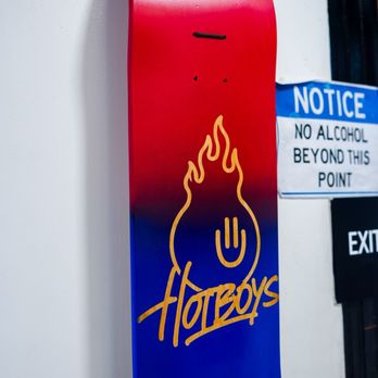 World Famous Hotboys - Deck - American Near Me - Sacramento, California World Famous Hotboys - Deck - American Near Me - Sacramento, California