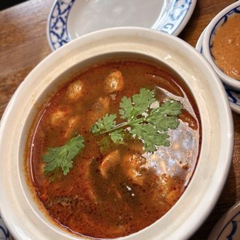 Glur - Tom Yum - Thai Near Me - New York, New York