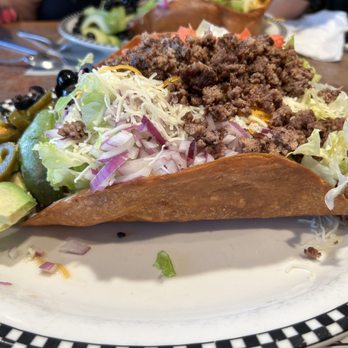 Black Bear Diner - Taco salad was okay - Diners Near Me - Colma, California Black Bear Diner - Taco salad was okay - Diners Near Me - Colma, California