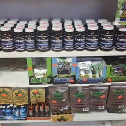 Trippy's Smoke Shop - KRATOM