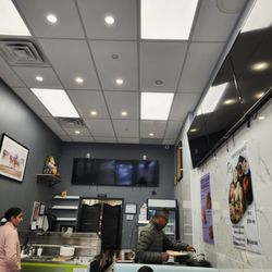 Ayini - Interior