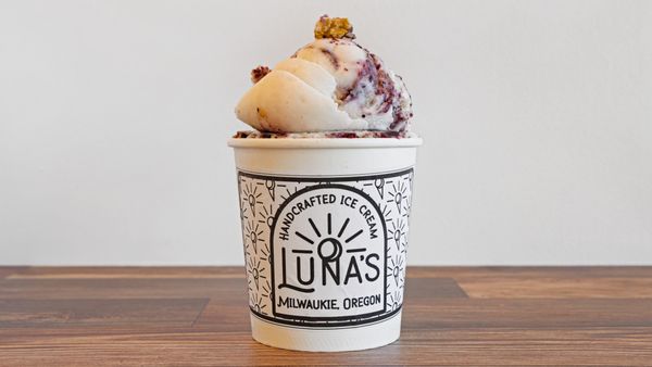 Luna's Ice Cream by null
