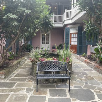 Lamothe House Hotel - Courtyard - Hotels Near Me - New Orleans, Louisiana Lamothe House Hotel - Courtyard - Hotels Near Me - New Orleans, Louisiana