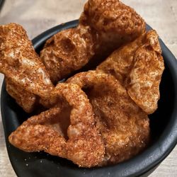 Graphite - Pork rinds starter