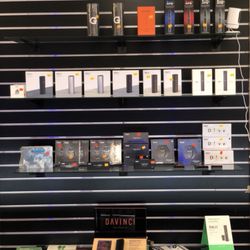 Chicago House of Smokes - Vaporizers: PAX, Grenco, DR. Dabber, yocan, Davinci, jump and more.