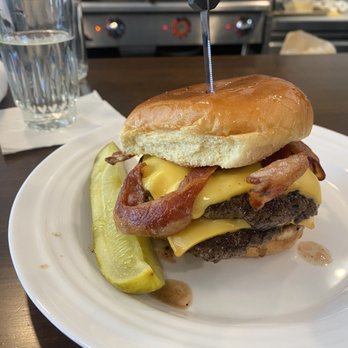Fleur STL - Burger medium well - Breakfast & Brunch Near Me - St. Louis, Missouri Fleur STL - Burger medium well - Breakfast & Brunch Near Me - St. Louis, Missouri